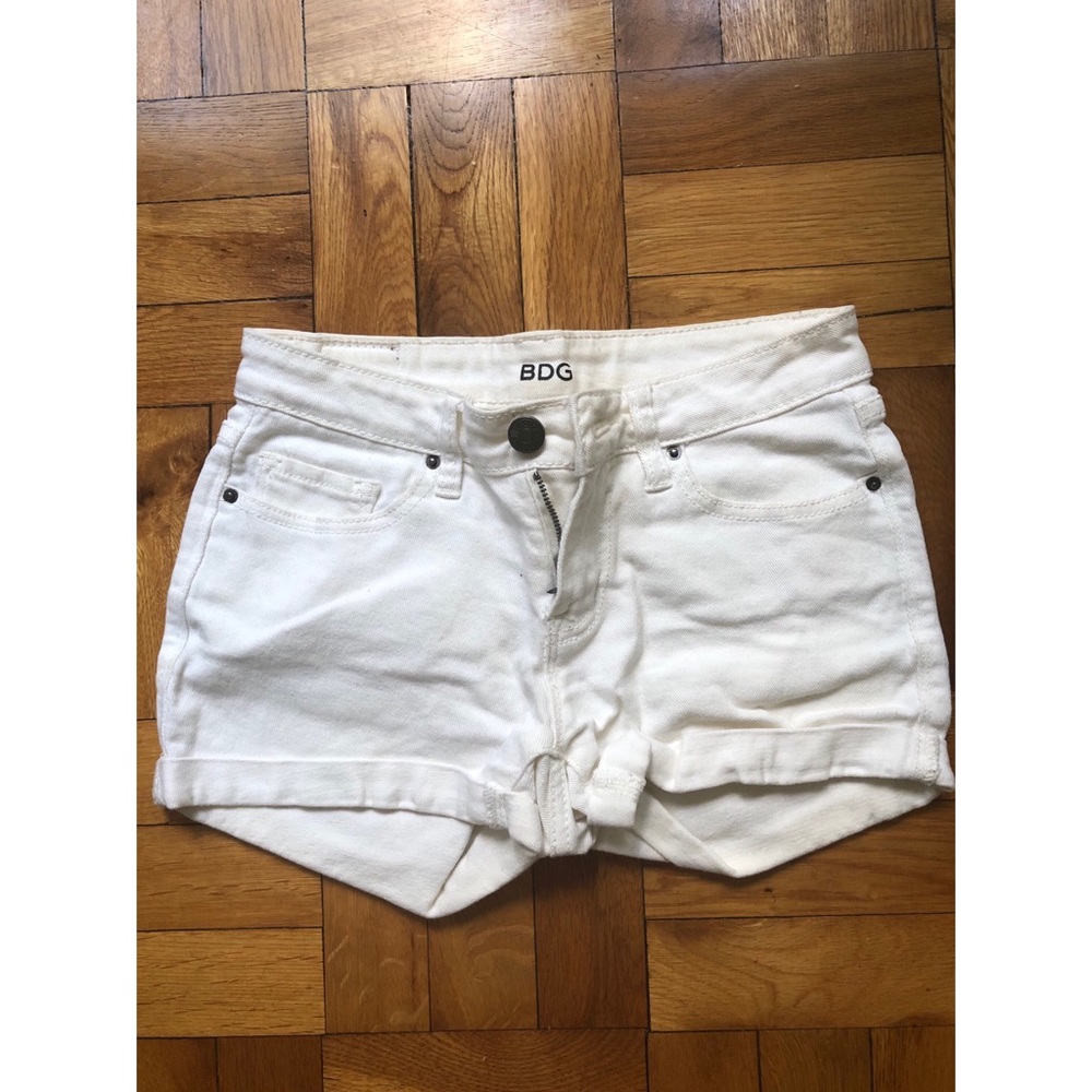 Urban Outfitters BDG Alexa White Jean Shortie